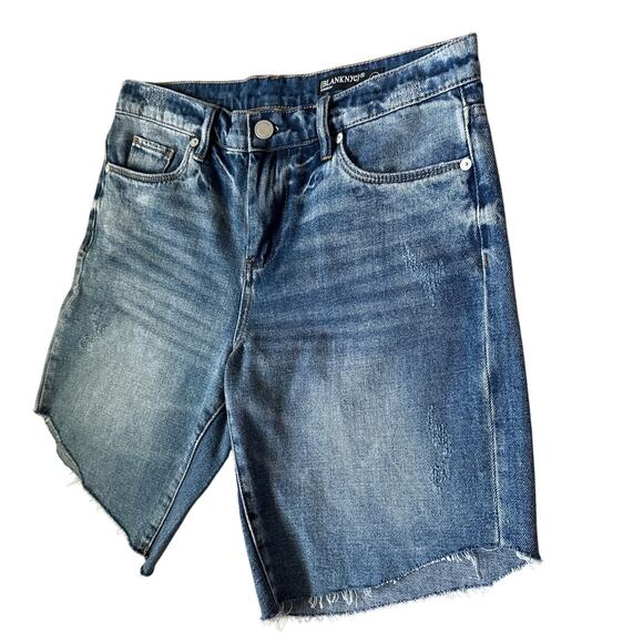 Anthropologie BLANKNYC Tomboy 9” Long Length Cutoff Jean Shorts Size 28‎ - Picture 7 of 7